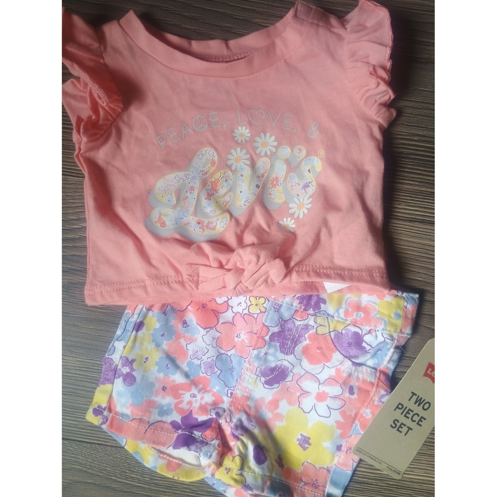 Levis Baby Girls 2-Piece Set Peach Graphic Tie Front Shirt Floral Shorts 3M NEW
